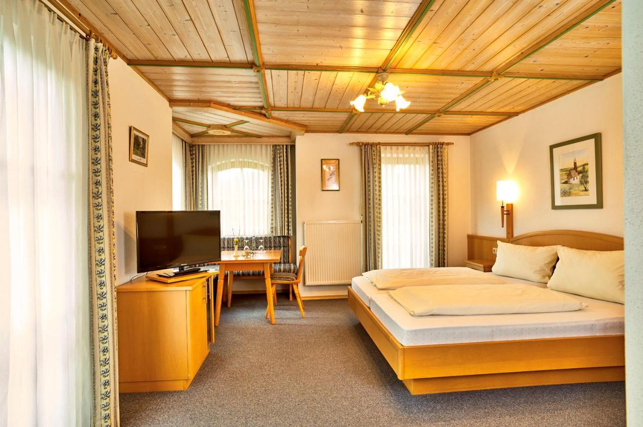 Landgasthof Schmalhofer Tittling Экстерьер фото